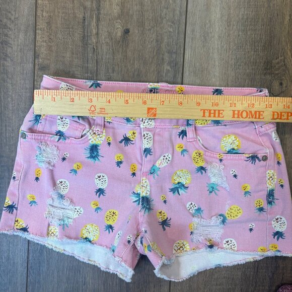 Arizona Jean Co Pink Pineapple Distressed Denim Frayed Shorts Sz 3 Vintage Retro - Picture 5 of 7